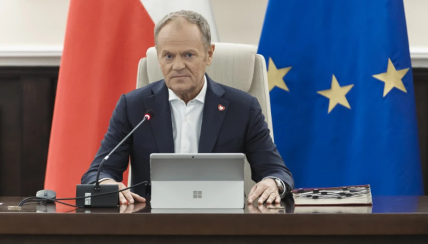 Туск засудив напади на українців у Польщі та звернувся до Навроцького й Качинського