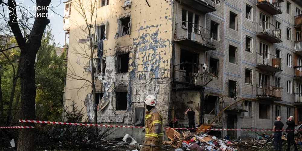 Ліквідація наслідків удару по Києву 1 серпня: 9 загиблих і 105 врятованих