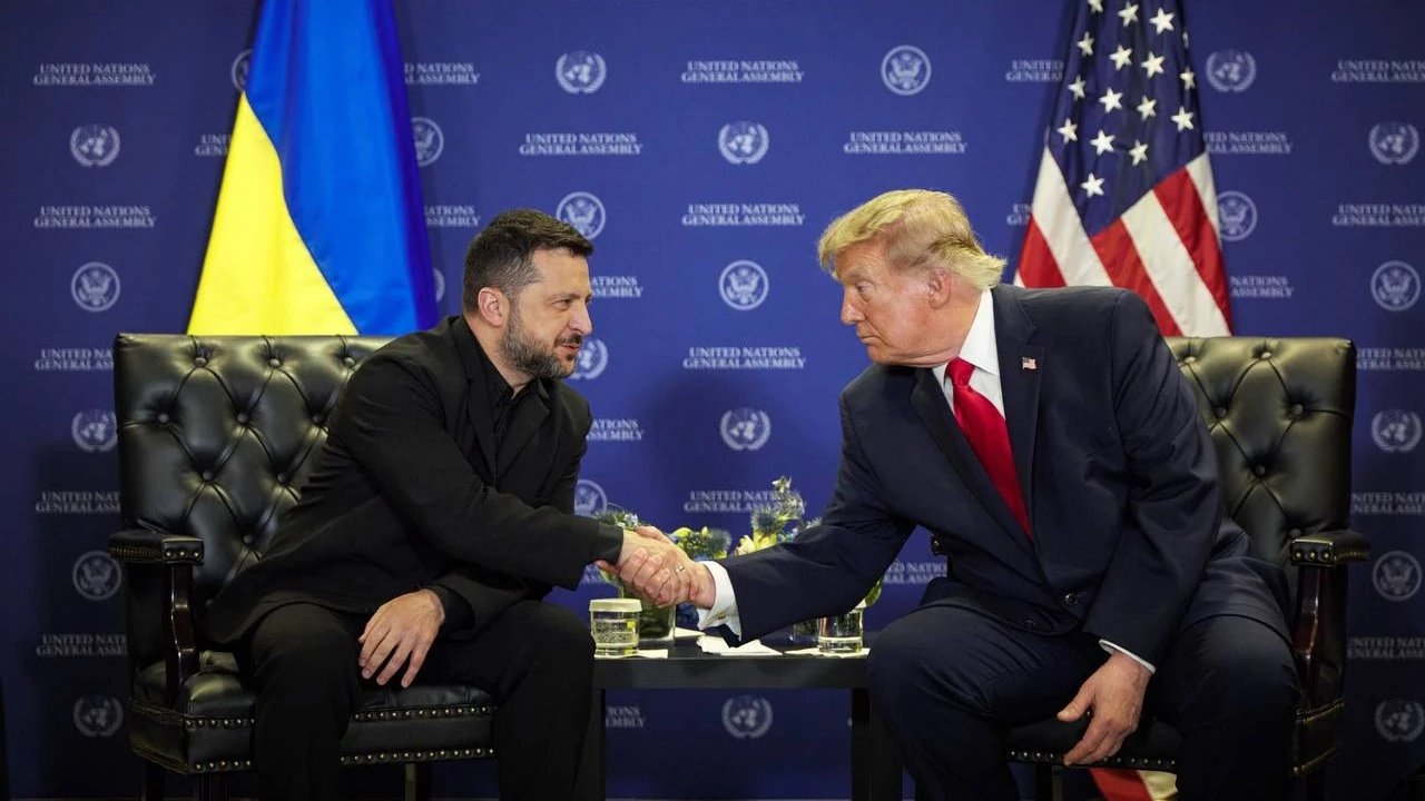 Трамп 28 вересня пояснив прохання щодо НПЗ Росії впливом на ціни пального