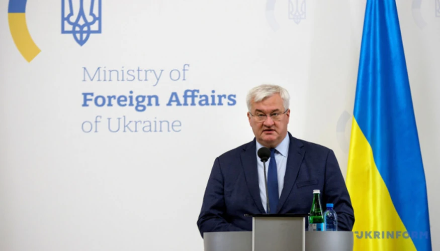 Заяви 10–11 жовтня: Трамп про «нового лідера», Маск у X, відповідь МЗС