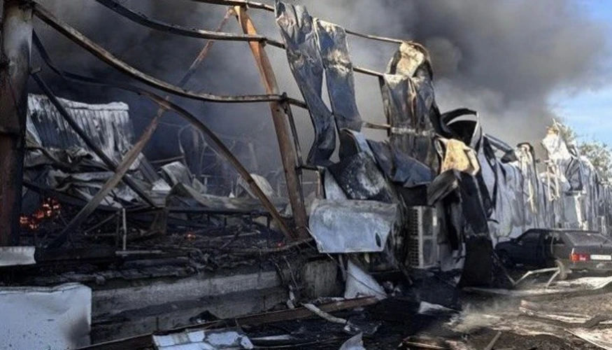 Підтверджені наслідки удару РФ по складах у передмісті Дніпра 20 жовтня